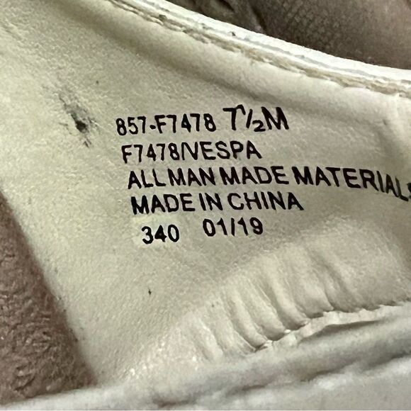 𝅺Solanz Vespa clogs cream lazer cut size 7.5 shoes ankle strap - Picture 7 of 14